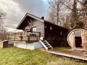 Rustic Chalet ultimate relaxation in the forest